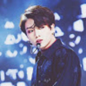 Meet your Posher, Krystal